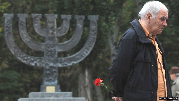 Menorah monument at the Babi Yar memorial