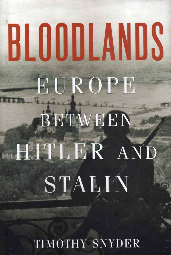 Cover of "Bloodlands" English-language version by Timothy Snyder.