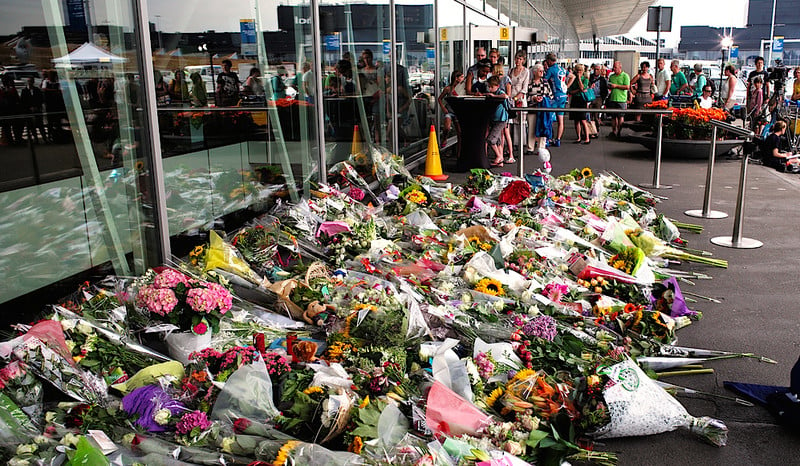 Flowers, last year, at Schiphol airport in Amsterdam, where MH17 took off (Photo: Roman Boed)
