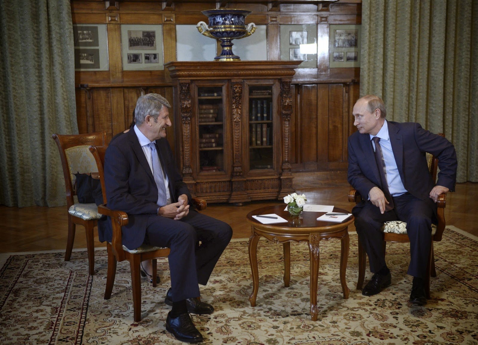 Philippe de Villiers and Vladimir Putin in August 2014