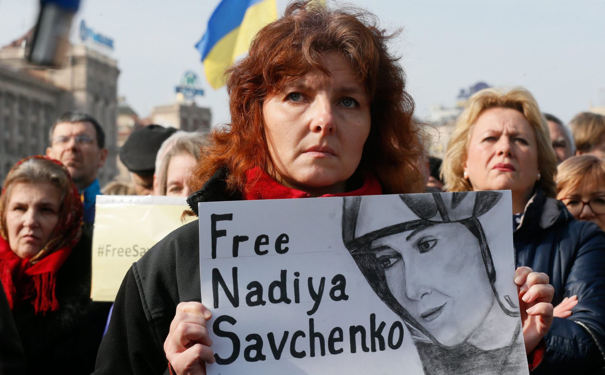 Protesta el domingo en Kiev para pedir la liberación de Sávchenko.  Foto por SERGEY DOLZHENKO EFE