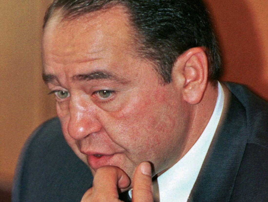 Former Russian Media Minister Mikhail Lesin gestures during a news conference in Moscow, Sept. 20, 2000. Lesin, who once headed state-controlled media giant Gazprom-Media, died of blunt force injuries to the head last year in Washington, authorities said March 10, 2016. Stringer—Reuters
