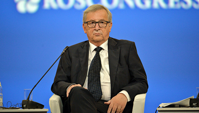 Jean-Claude Juncker en San-Petersburgo. Foto: ria.ru