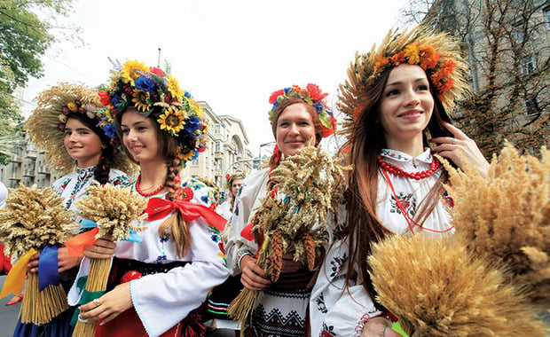 Vyshyvanka parade in Kyiv on Independence Day, Aug. 24, 2013. (c) Kostyantyn Chernichkin