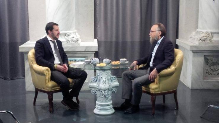 Dugin intervista Salvini a Mosca