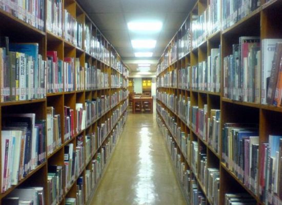 essay on my library Subject: write an english essay on a visit to library in your words: complexity: easy: grade/class: 1 st to 5th standard: number of words: 150 words: age group: 5 – 10 years. essay on my library Subject: write an english essay on a visit to library in your words: complexity: easy: grade/class: 1 st to 5th standard: number of words: 150 words: age group: 5 – 10 years.