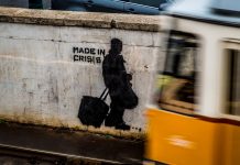 Stát, který se stáhnul z boje: Jak souvisí absence strategické komunikace s narůstajícím vlivem dezinformací a co s tím můžeme dělat