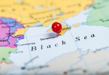 Фейк Марии Захаровой: «завравшийся» Евросоюз утверждает, будто Россия не пускает иностранцев в Крым