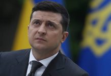 Владимир Зеленский продлил санкции против российских телеканалов на три года