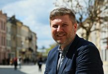 Nie dawajmy się wodzić za nos terrorystom. Felieton Wojciecha Pokory