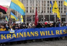 China Toes Russian Propaganda Line on Ukraine Threat and Economy