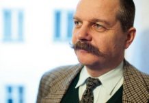 Prof. Przemysław Żurawski vel Grajewski: Celem Rosji jest obezhołowienie Ukrainy