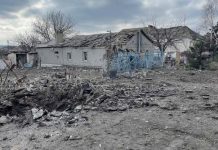 Фейк РИА «Новости»: украинские националисты расстреляли мирных жителей Волновахи, покидавших город