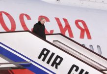 Амбіції голого короля з літака «Судного дня»: дайджест російської пропаганди за 30 квітня-1 травня