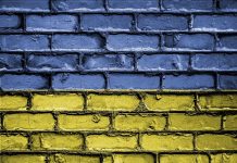 Putin podnieś słuchawkę, Gorbaczow dzwoni!