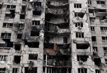 Фейк Путина: Мариуполь — «древний русский город», где «Петр I основал первую военную флотилию»