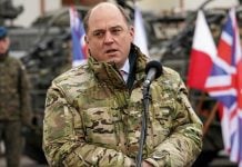 Британский министр обороны предсказал успех Украины и неудачу России. РИА «Новости» заметило только слова о заканчивающейся старой технике