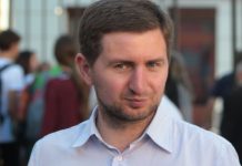 Антивакцинатор Стахів відкрив курси журналістів і обіцяє видавати посвідчення