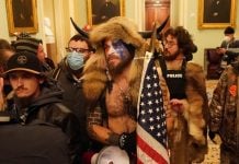 Фейк Первого канала: к штурму Капитолия трампистами причастен связанный с «Азовом» украинец