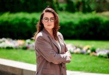 Фейк кремлевских СМИ: в Украине разгорелся скандал из-за дорогой фотосессии премьер-министра для журнала Vogue