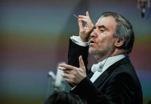 RT и «АиФ» пишут, что итальянцы возмущены отменой концерта Валерия Гергиева. Единственный найденный ими итальянец — пропагандист из Луганска